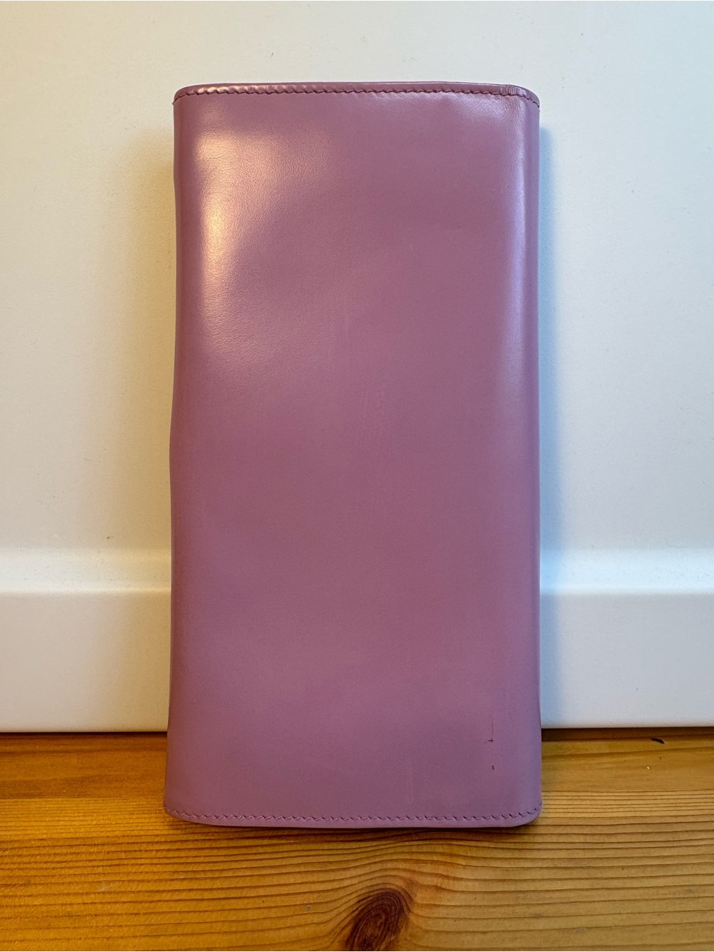 FERRAGAMO VINTAGE Y2K Pink/Lavender Leather Long Wallet with Signature clasp - Picture 2 of 5